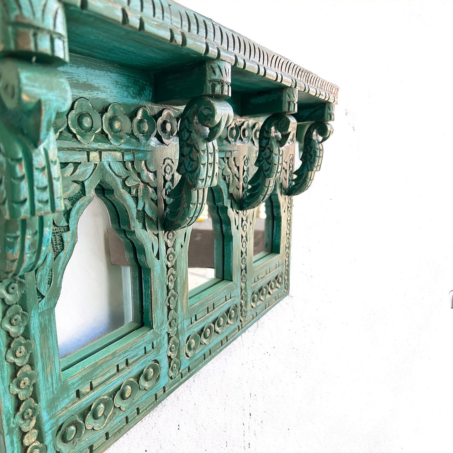 wall decor triple arch mirror frame