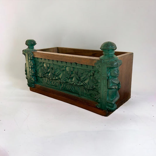 Recliamed Wood Vintage Wall Hanging Shlef