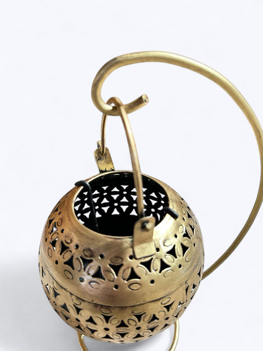 Iron T-Light Candle Holder