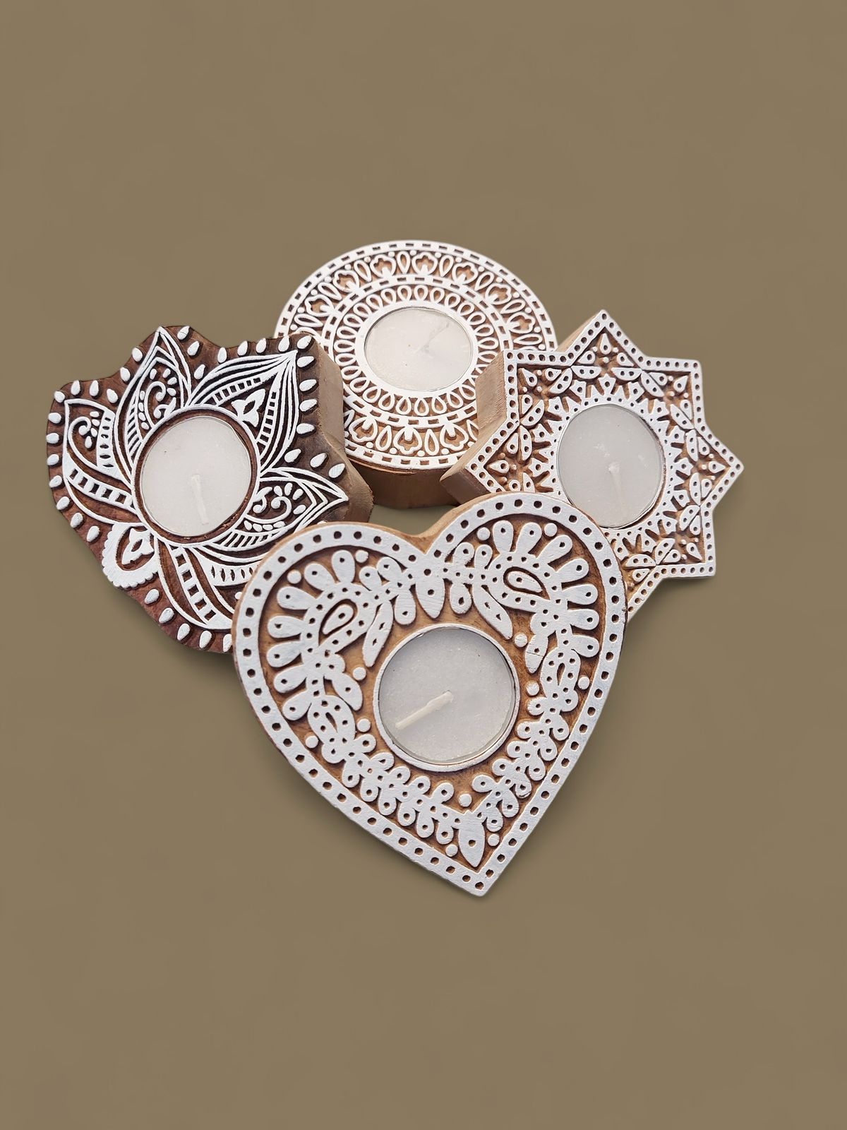 wooden carved block design t-light candle holder set