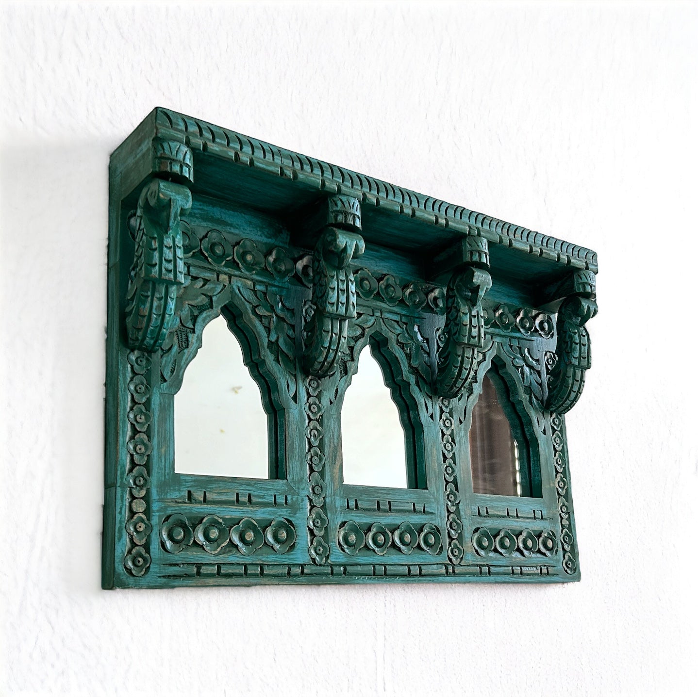 wall decor triple arch mirror frame