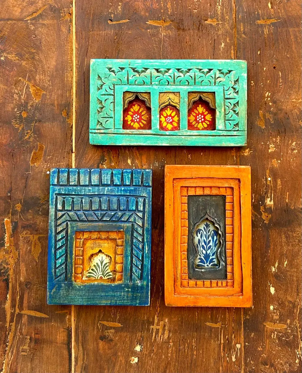 hand-painted wooden jharokha wall frames – traditional floral window art (set of 3)