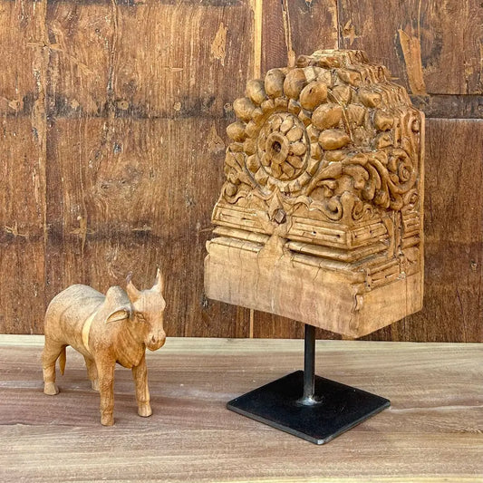 Vintage Hand-Carved Wooden Table Décor Bracket | Antique Accent Piece